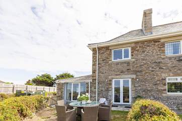 Soak up the gorgeous Cornish sunshine in the wonderful garden.