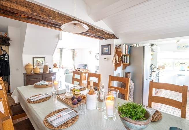 Lovely for sociable evenings planning your Welsh adventures.