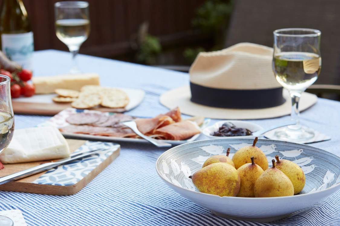 Enjoy al fresco dining on your island getaway.