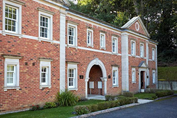 The Drey is a 3 bedroom self catering cottage near the beach in Seaview, Isle of Wight