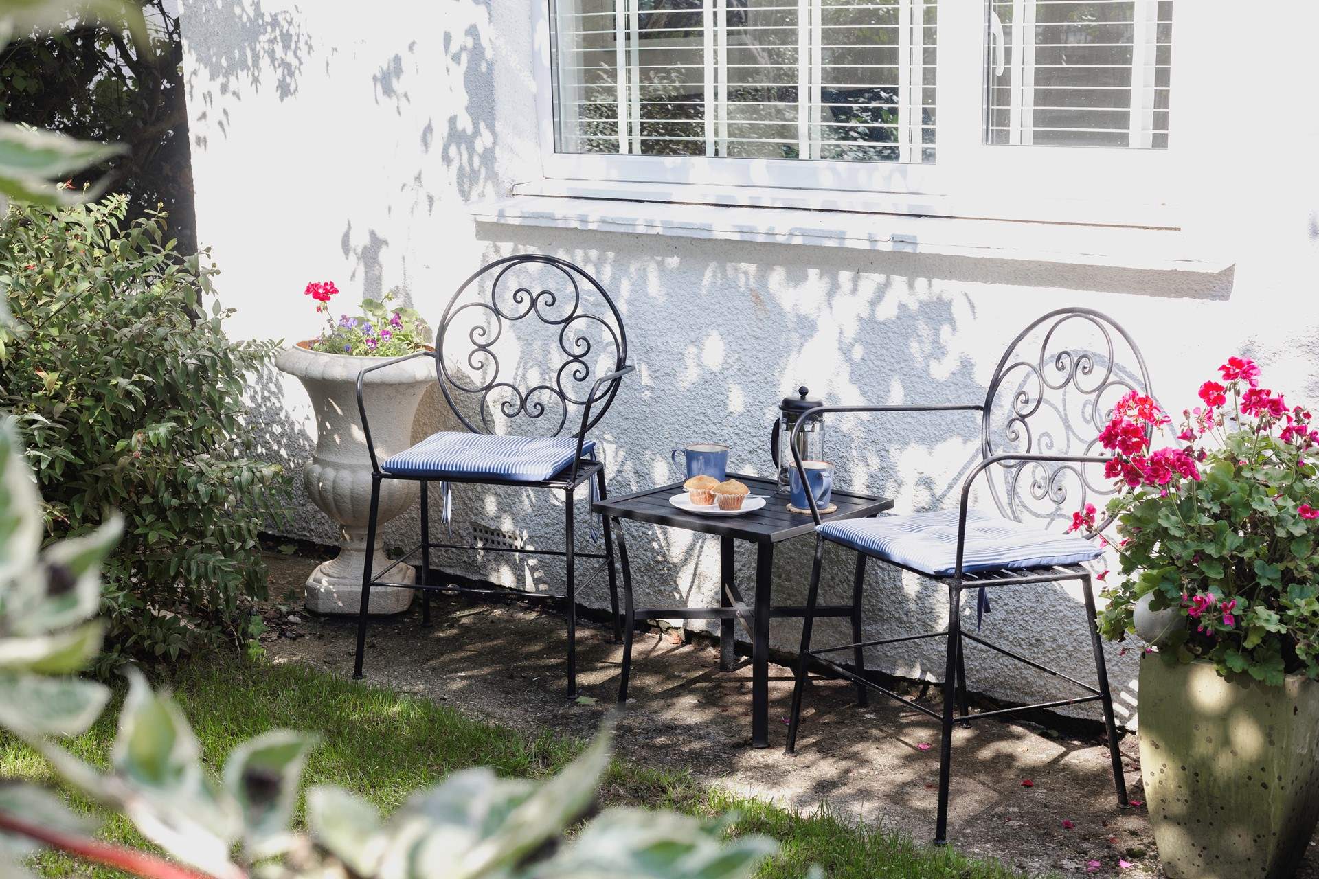 The sweet outside space.