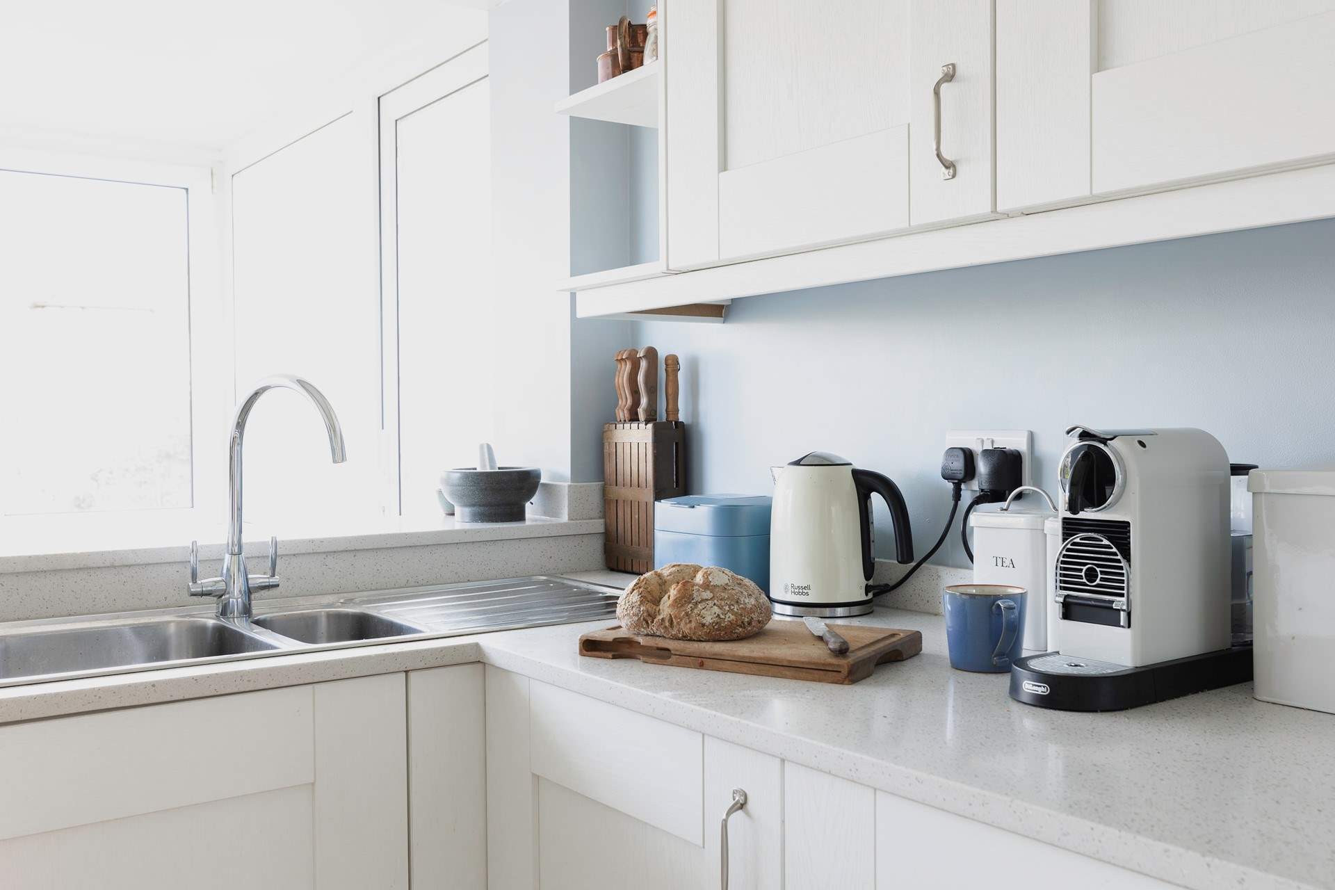 Prepare a delicious breakfast.