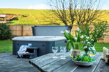 Yet more treats at Dannett House, with the hot tub on the terrace and another place to dine al fresco style.