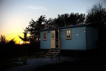 As dusk falls the hut becomes even more picturesque.