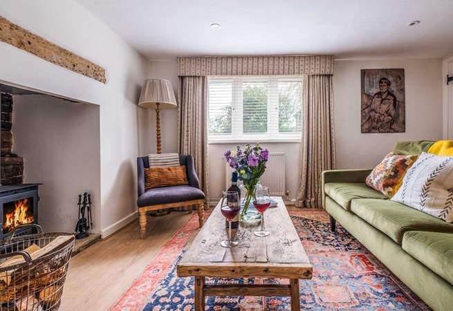 This welcoming cottage is perfect for a getaway.