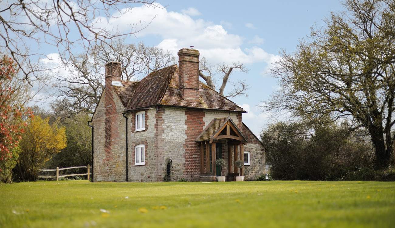 Apsley Cottage is simply charming.