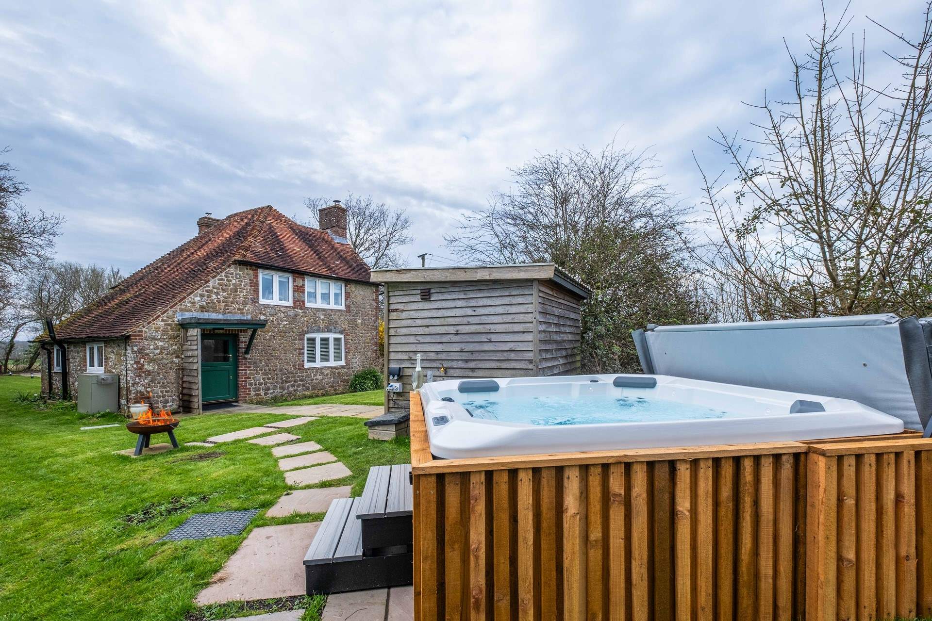 It has a heavenly hot tub.