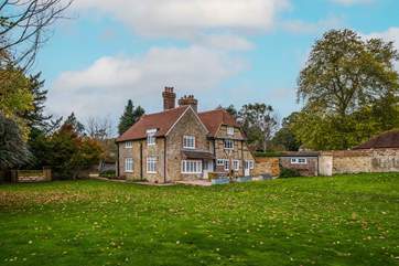 The large gardens are perfect for children and the family dogs to let off steam.