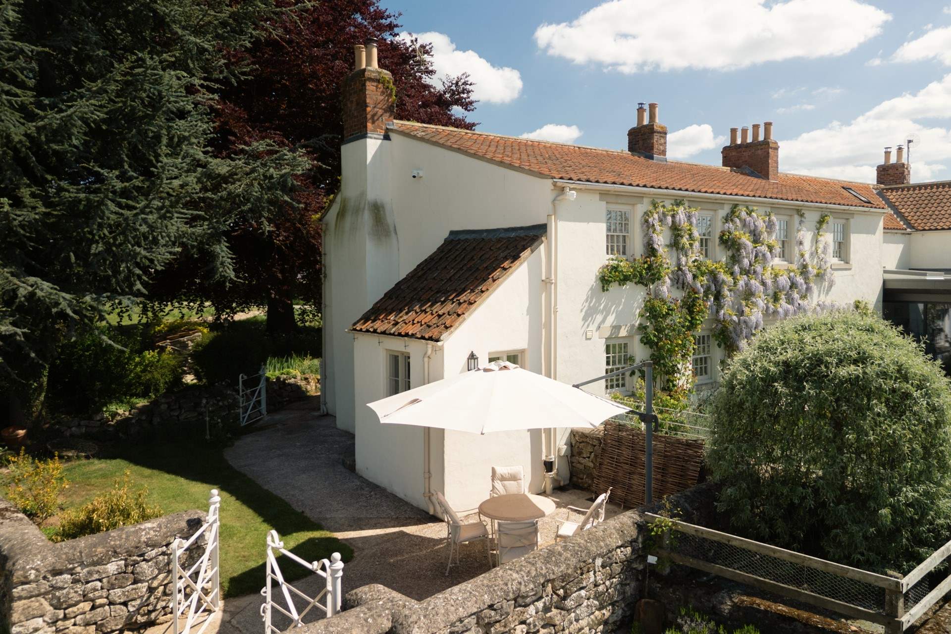 A picturesque cottage from every angle.