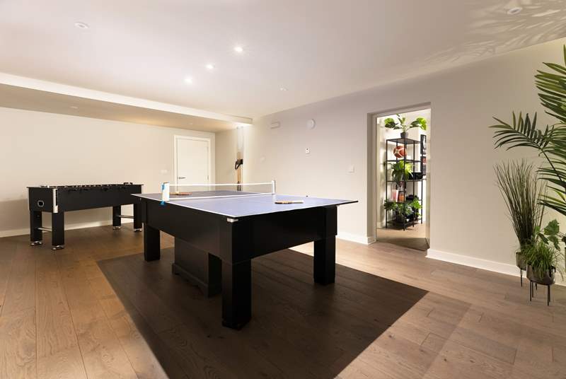 There's a fab games-room complete with pool table and table-tennis.