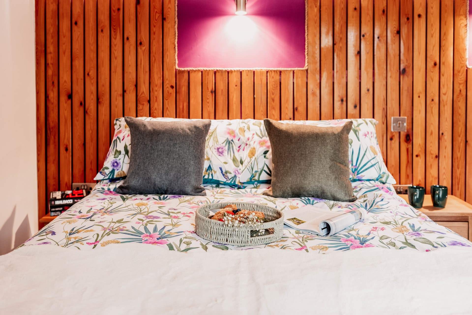 A pop of vibrant colour adds to the character of this charming cabin.