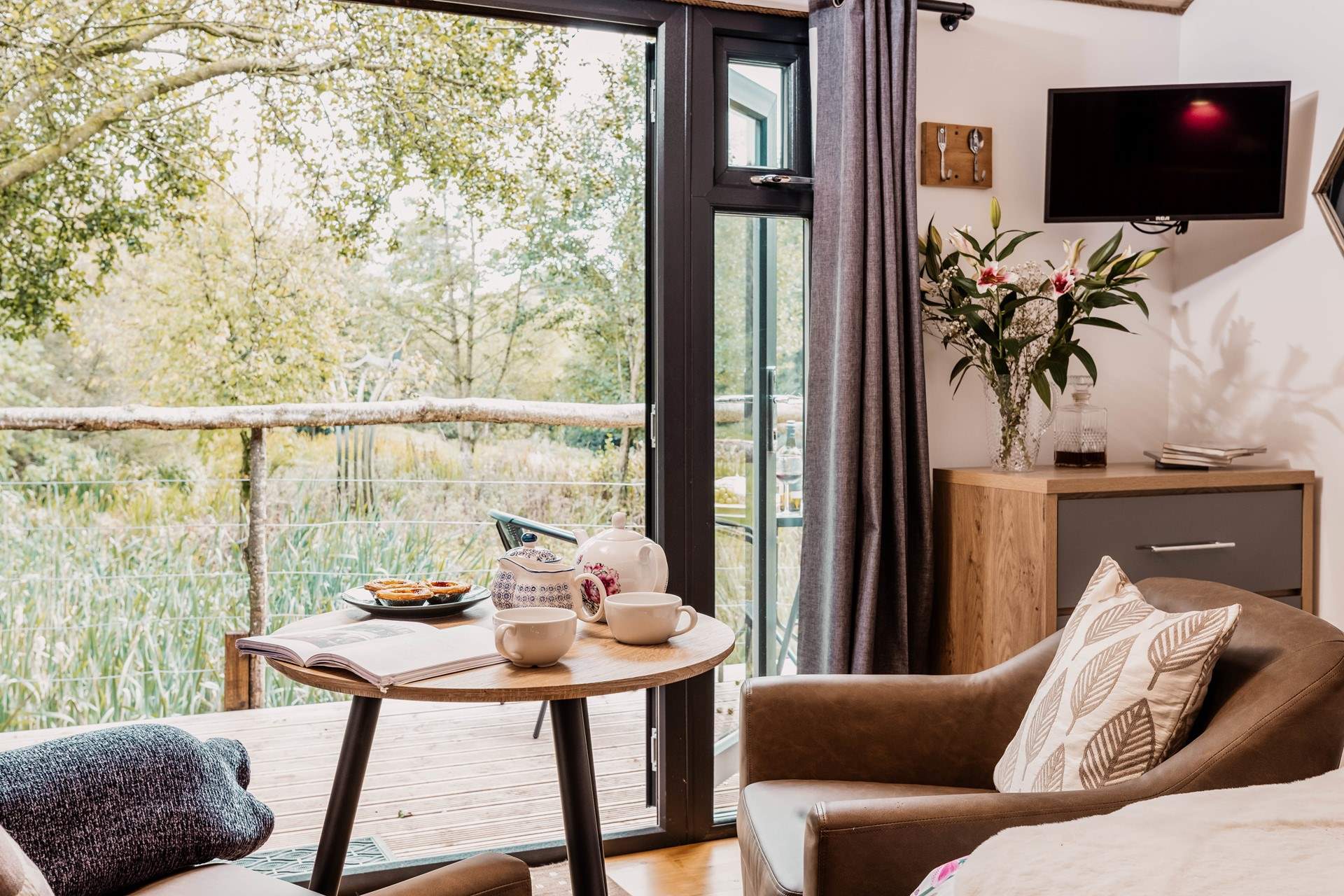 Enjoy a delicious breakfast as the sound of birdsong fills the air.