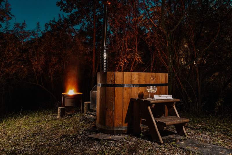 Light the fire-pit and enjoy a starlit dip in the heavenly hot tub.
