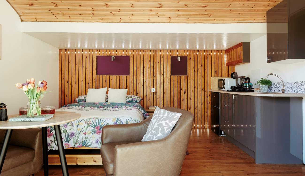 Warm and romantic, this retreat is the dreamiest escape for two.