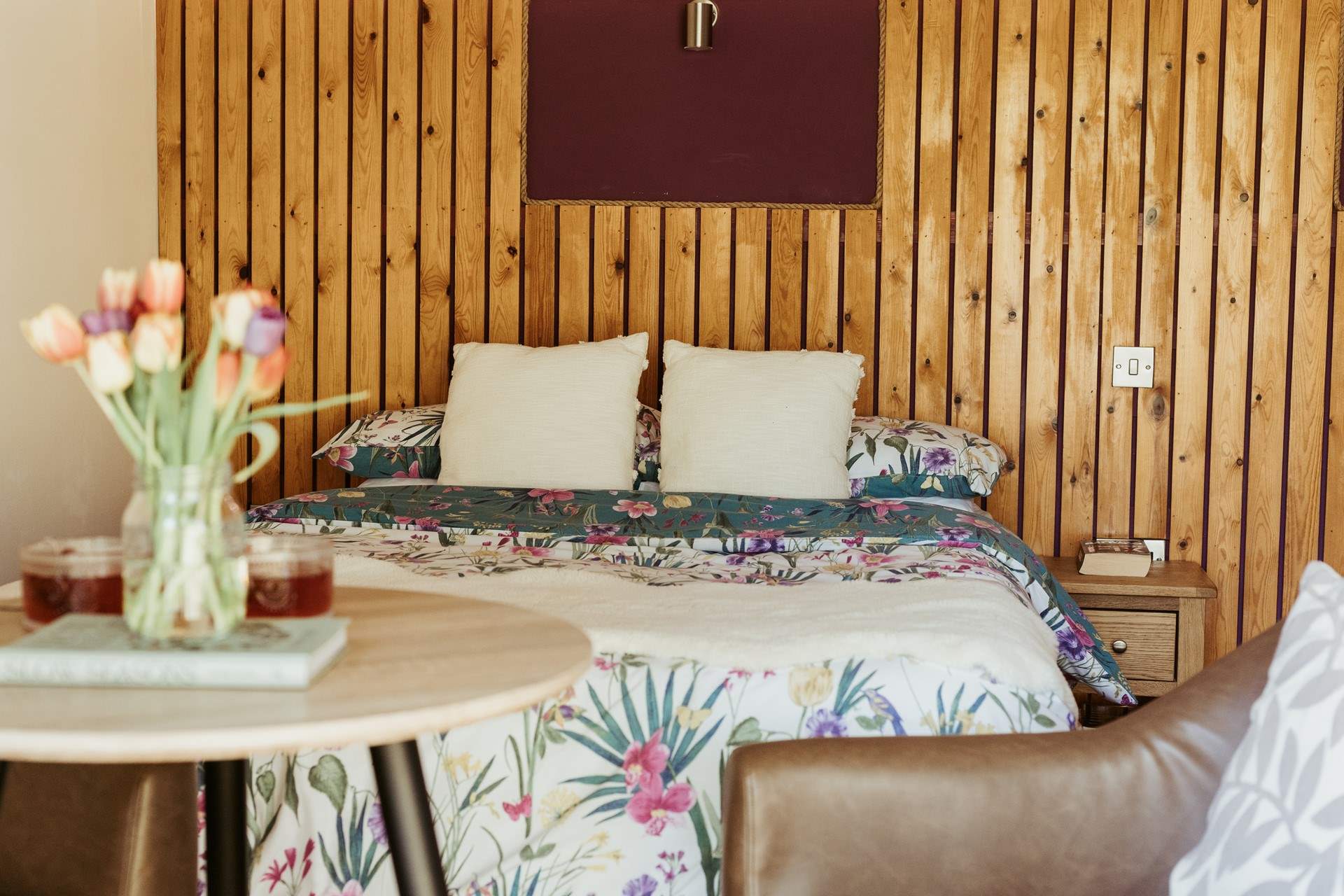 The sumptuous double bed promises a blissful night's rest. 