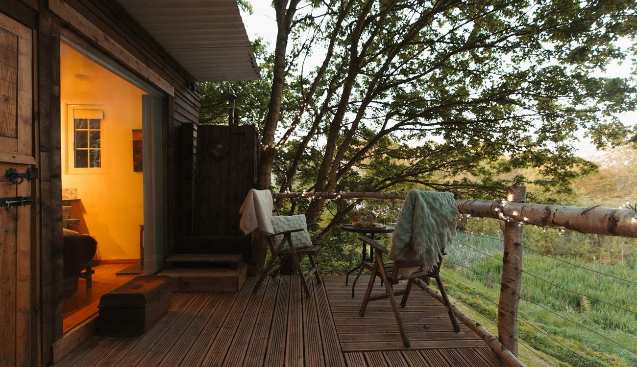 The outdoor space allows you to enjoy your beautiful surroundings from dawn till dusk.