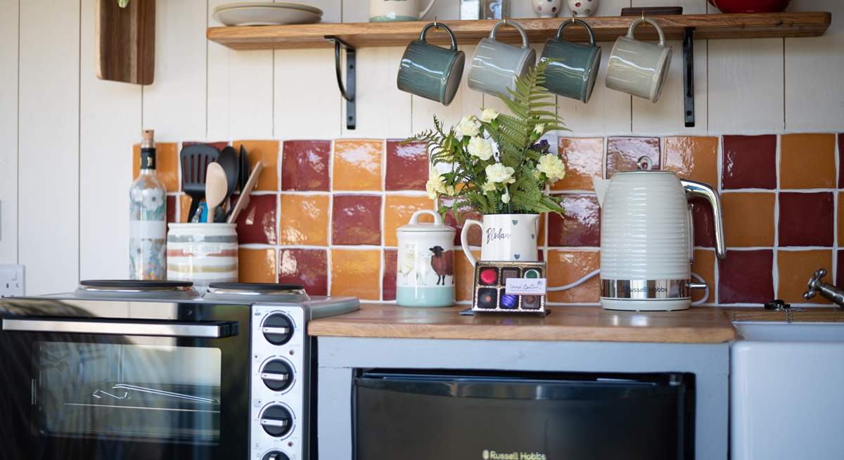 And the kitchen is perfectly equipped for two. 