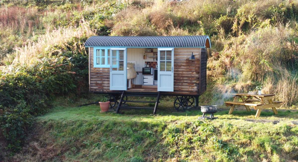 The sweetest hut to call home for a little while.