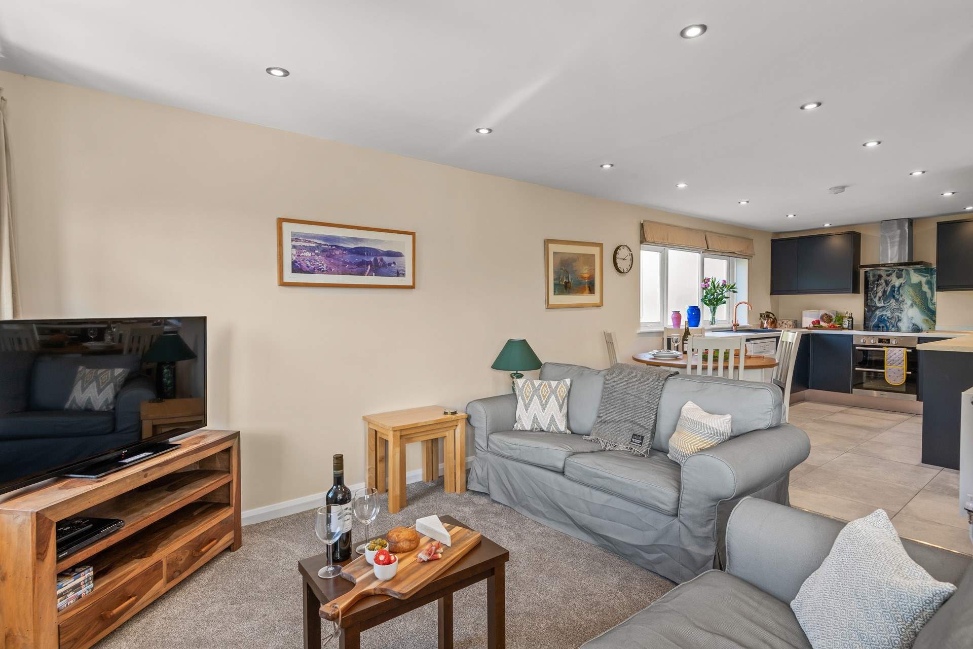 Hillcroft Apartment, Holiday Cottage Description Classic Cottages