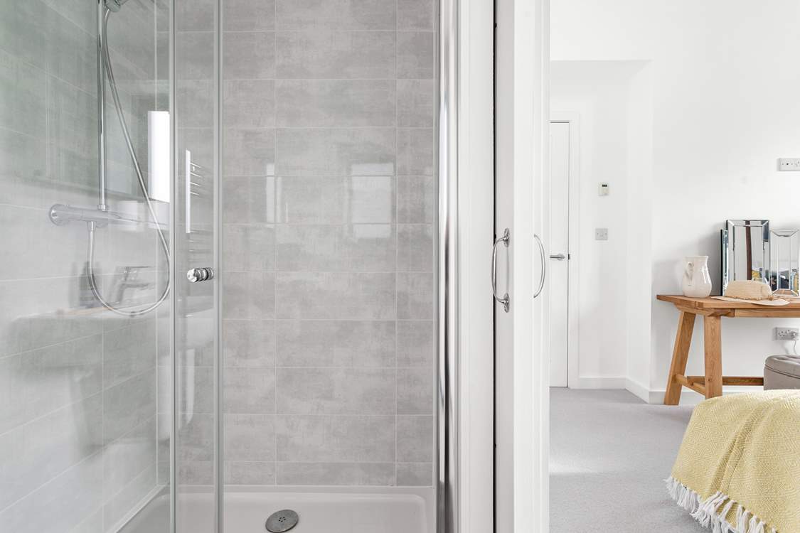 You'll find a wonderfully finished en suite attached to this room.