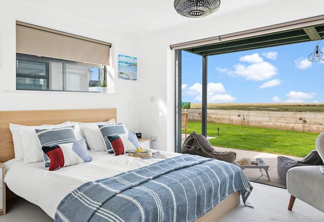 There are four wonderful bedrooms to discover end enjoy they certainly offer a WOW moment!