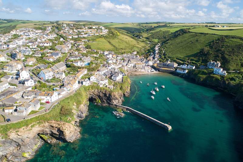 Further along the north coast you will find Port Isaac, home of the Fisherman's Friends and of course Doc Martin.