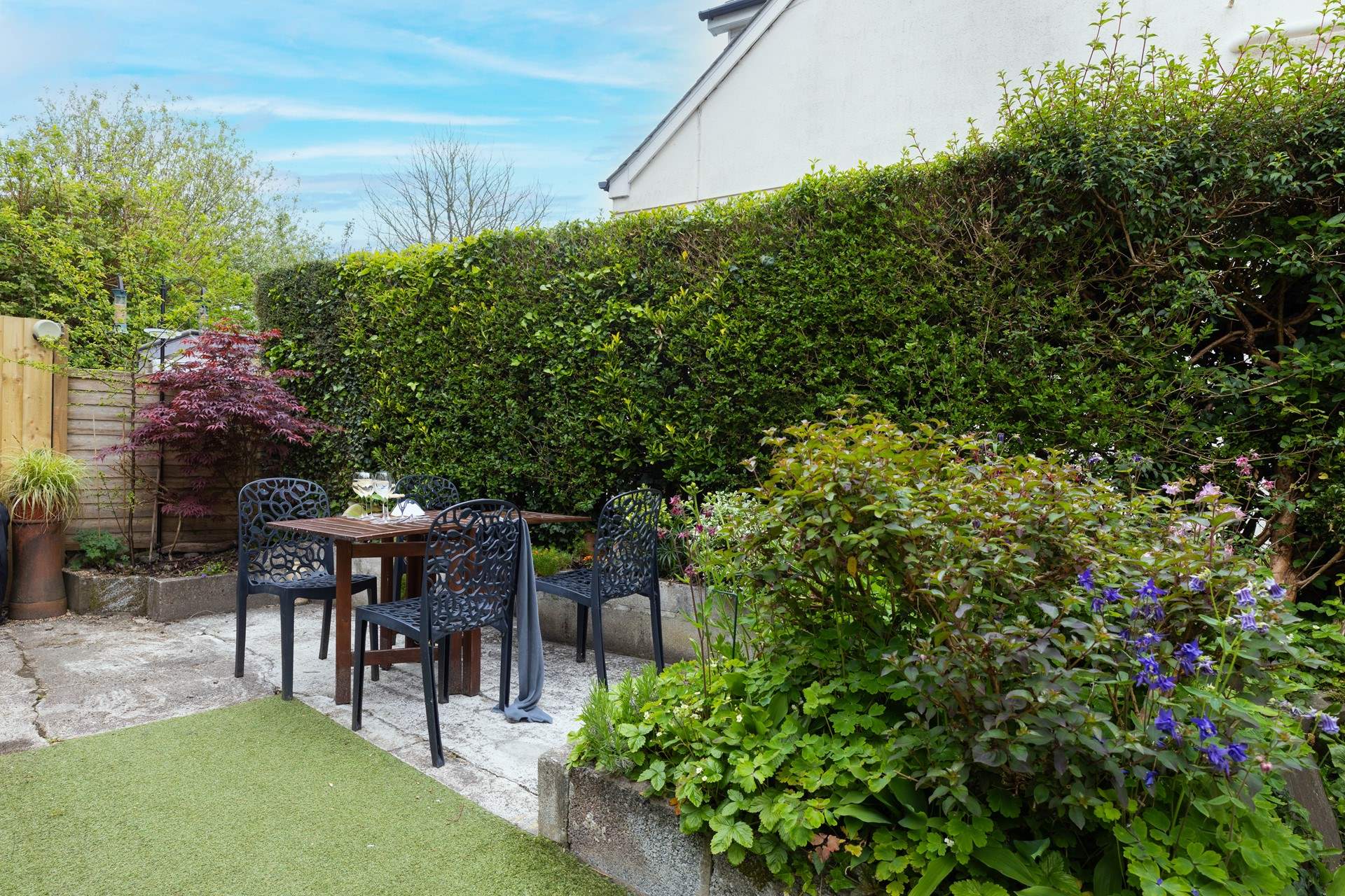 The outside space is ideal for al fresco dining.