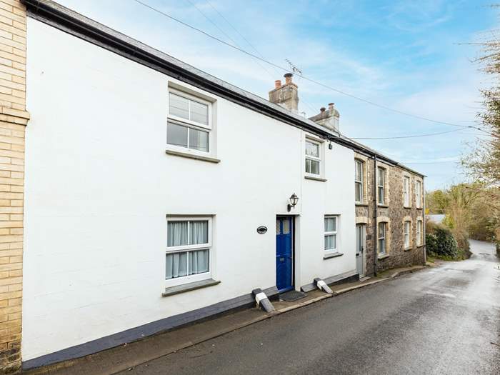 Fisherton Cottage at Poughill, Sleeps 5 in Bude