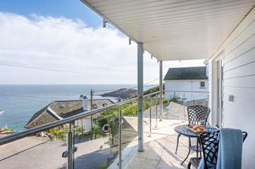 The ground floor balcony.
