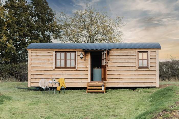 Annie's View is a 1 bedroom, dog friendly Shepherds Hut near Ottery St Mary, South Devon.