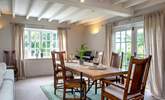 Gather around the dining-table for holiday meals together. - Thumbnail Image