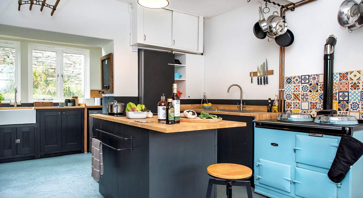 The country style kitchen/breakfast-room.