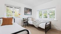 The twin room.