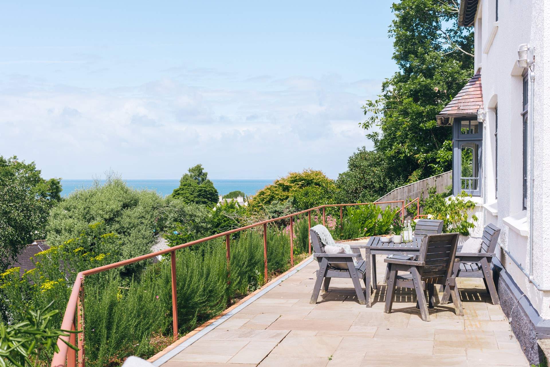 Sit out and enjoy the fabulous sea view.