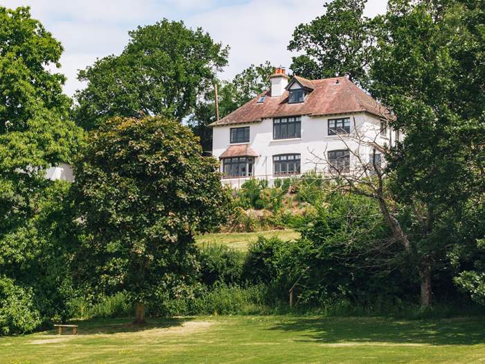 Meadowbank, Sleeps 8 in Porlock