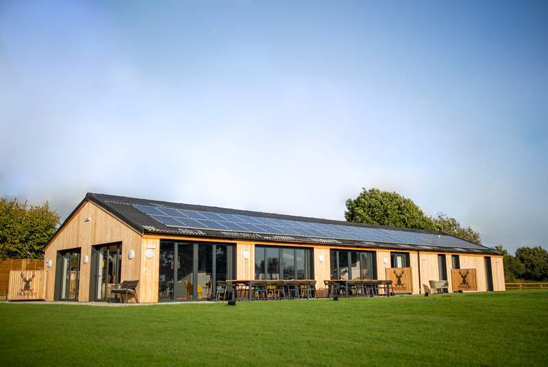 Welcome to Stags Barn - a unique and luxurious eco-friendly barn in the heart of Kent.