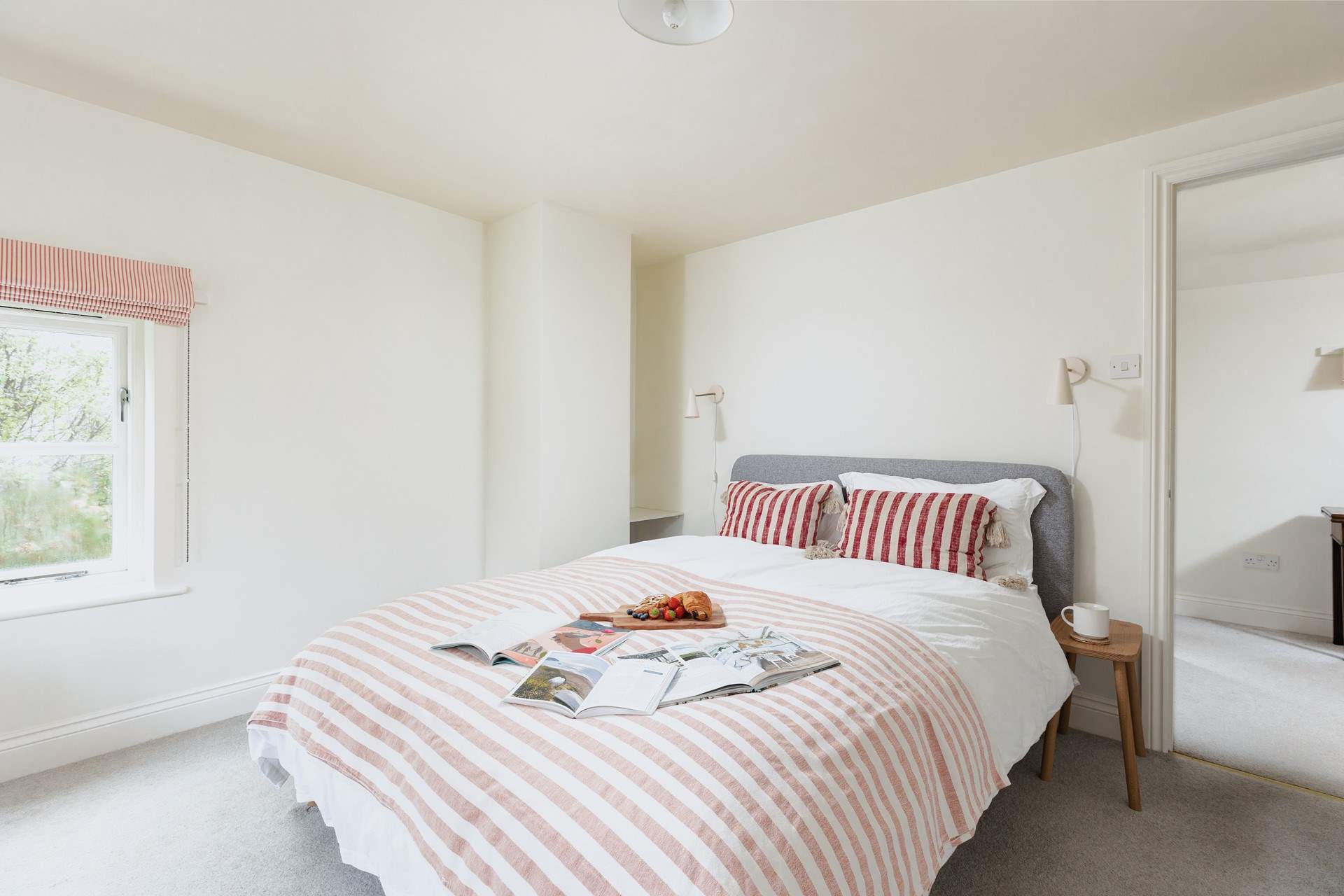 Take breakfast in bed.