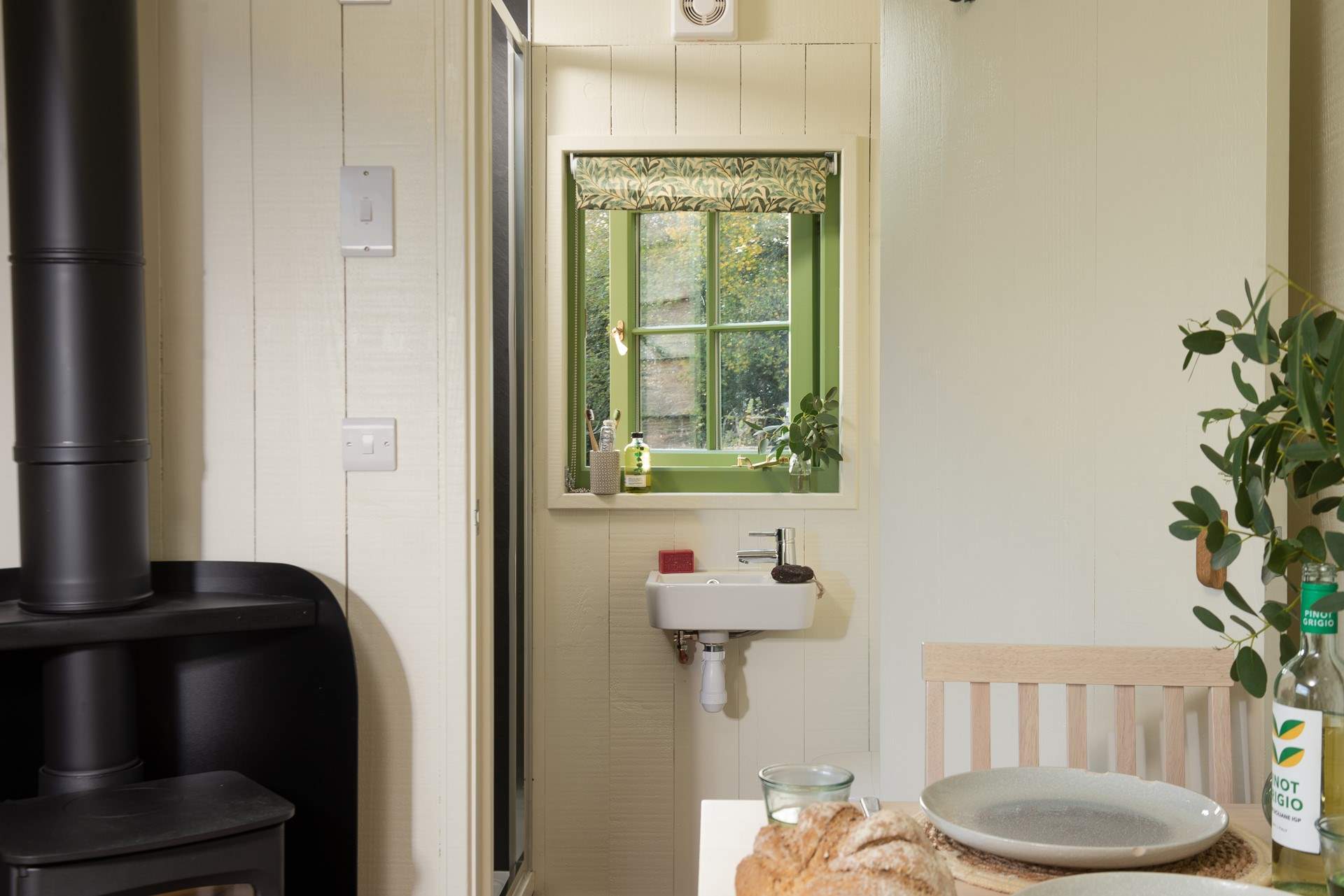 Pretty woodland views from every window.