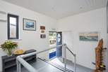The welcoming entrance hall to Newclose Houseboat.