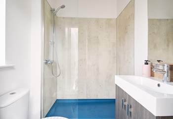 The en suite shower-room to bedroom 1, perfect for freshening up after a day of adventures. 