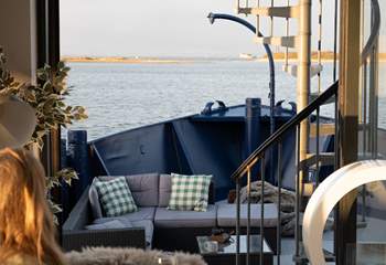 Enjoy your favourite tipple, soaking up the views of the ever-changing harbour.