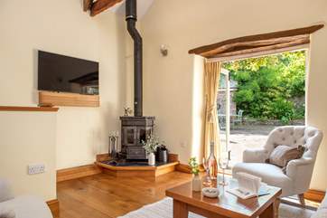 The wood-burner will keep you snug and cosy on those out-of-season breaks.