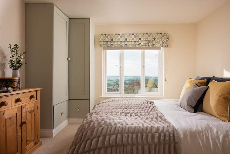 Far View has a choice of six lovely bedrooms.