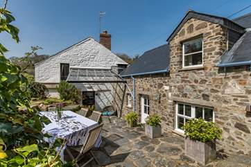 Sit in the pretty garden and enjoy your peaceful surroundings.