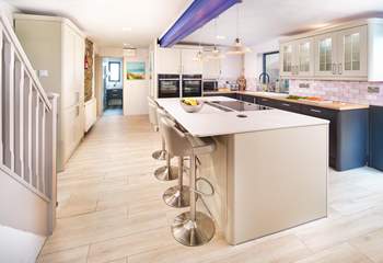The stylish open plan kitchen - ideal for sociable suppers!