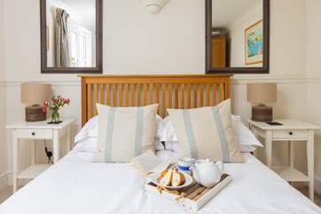 Breakfast in bed? Why not, you are on holiday!