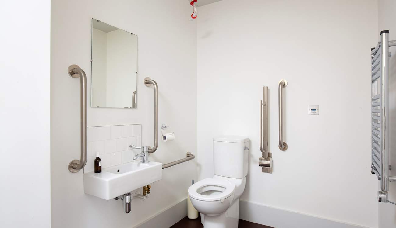 Pickeridge Hall has access to an accessible WC and changing area.