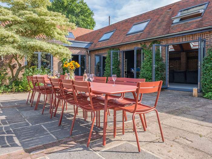 Pickeridge Barn, Sleeps 14 in Haywards Heath