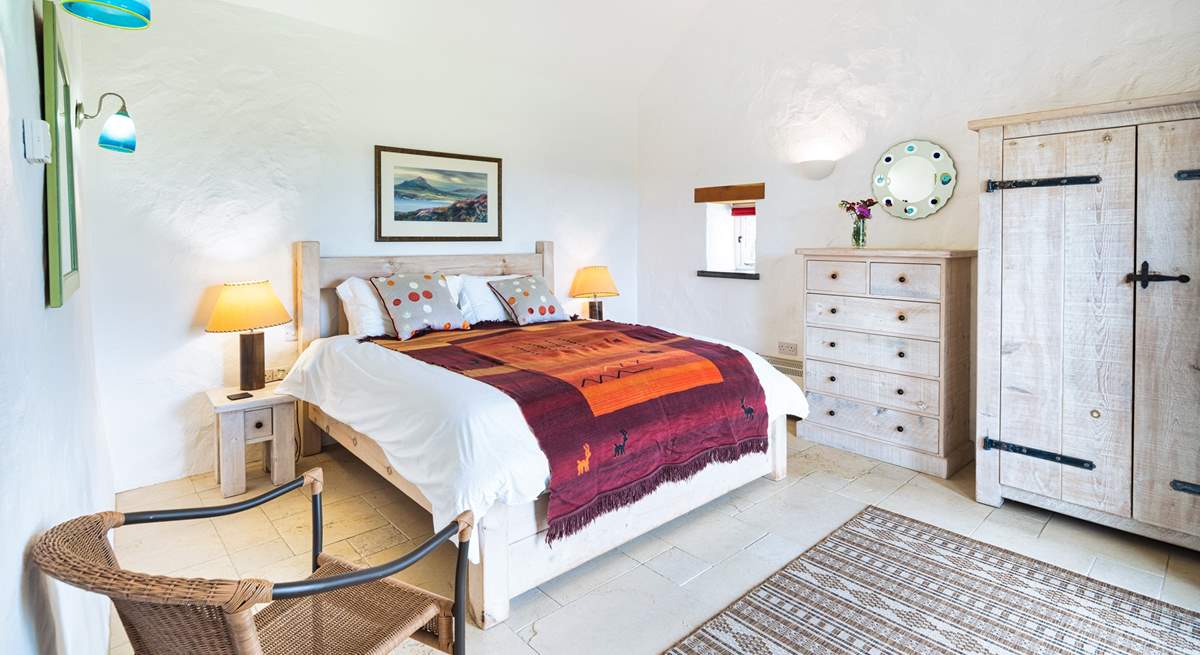 Spacious bedroom 4 with splendid sea views and access to the patio,.