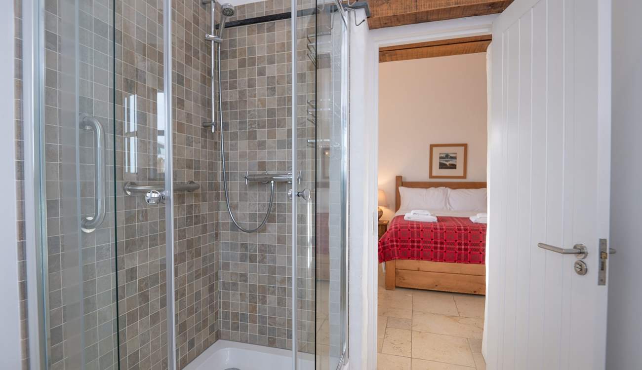 A good night's sleep is promised in bedroom 1, with ensuite shower room. 